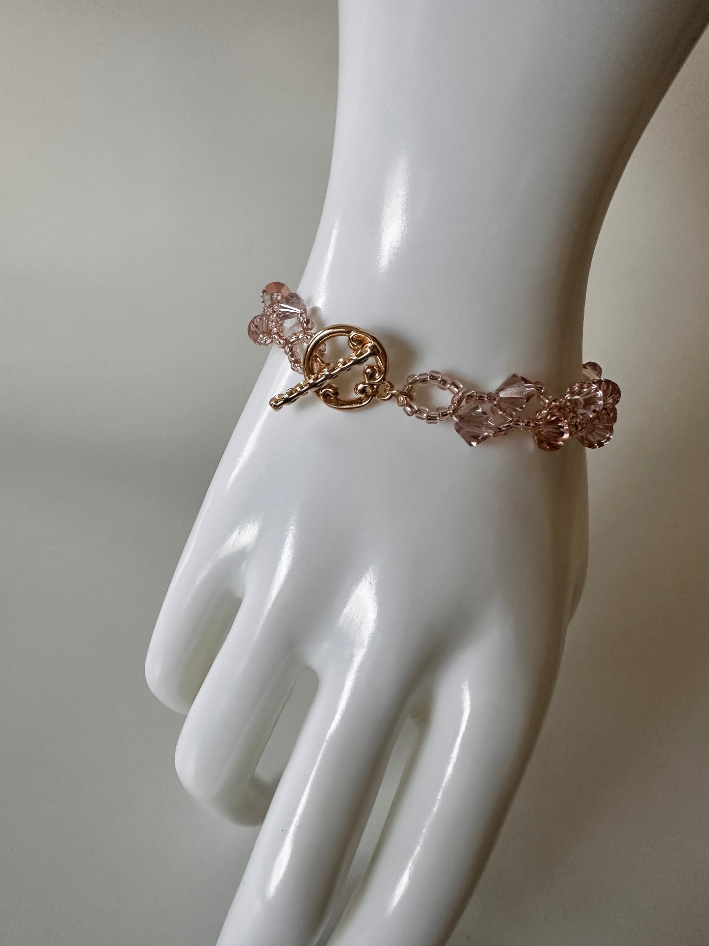 Vintage Rose Swarovski Bracelet – Pink Toho Beads & Gold Toggle